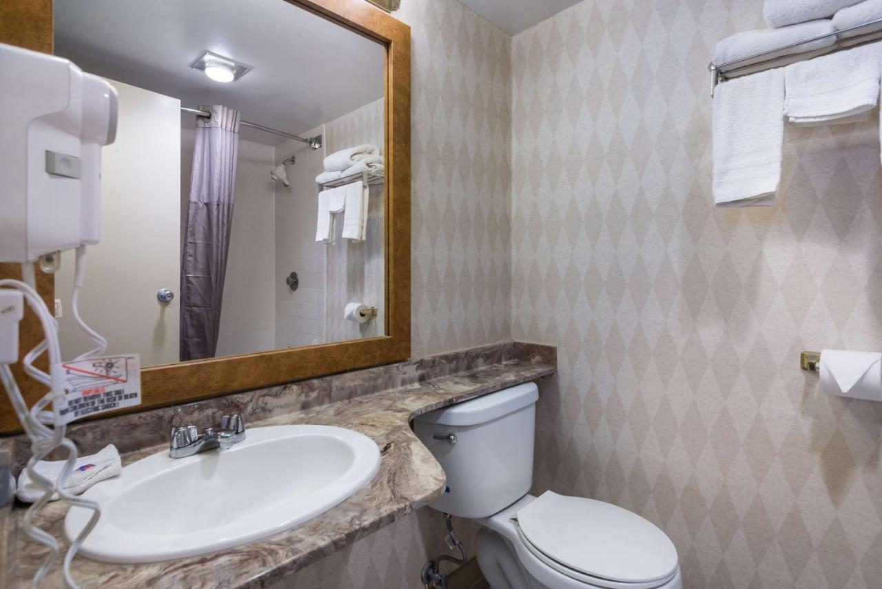 Hotel Oriskany Dış mekan fotoğraf