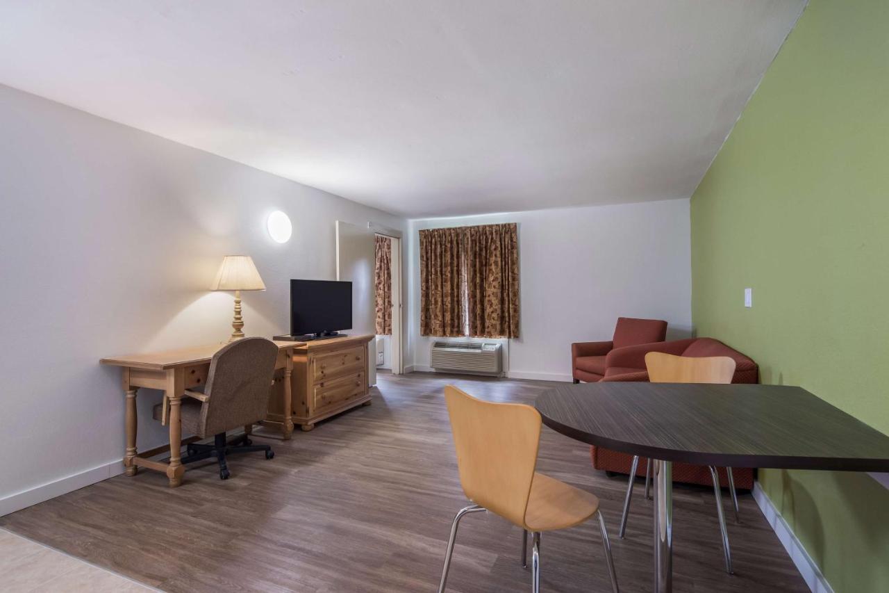 Hotel Oriskany Dış mekan fotoğraf