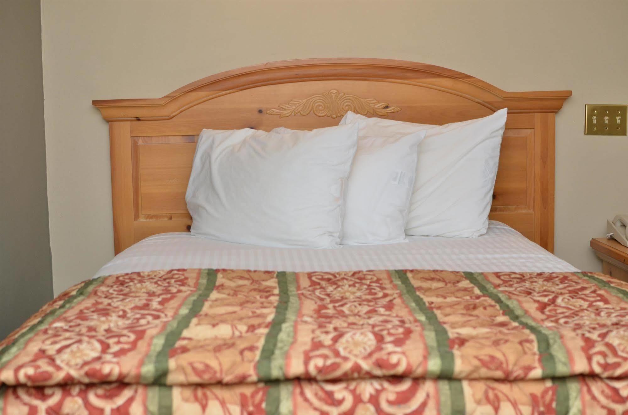 Hotel Oriskany Dış mekan fotoğraf