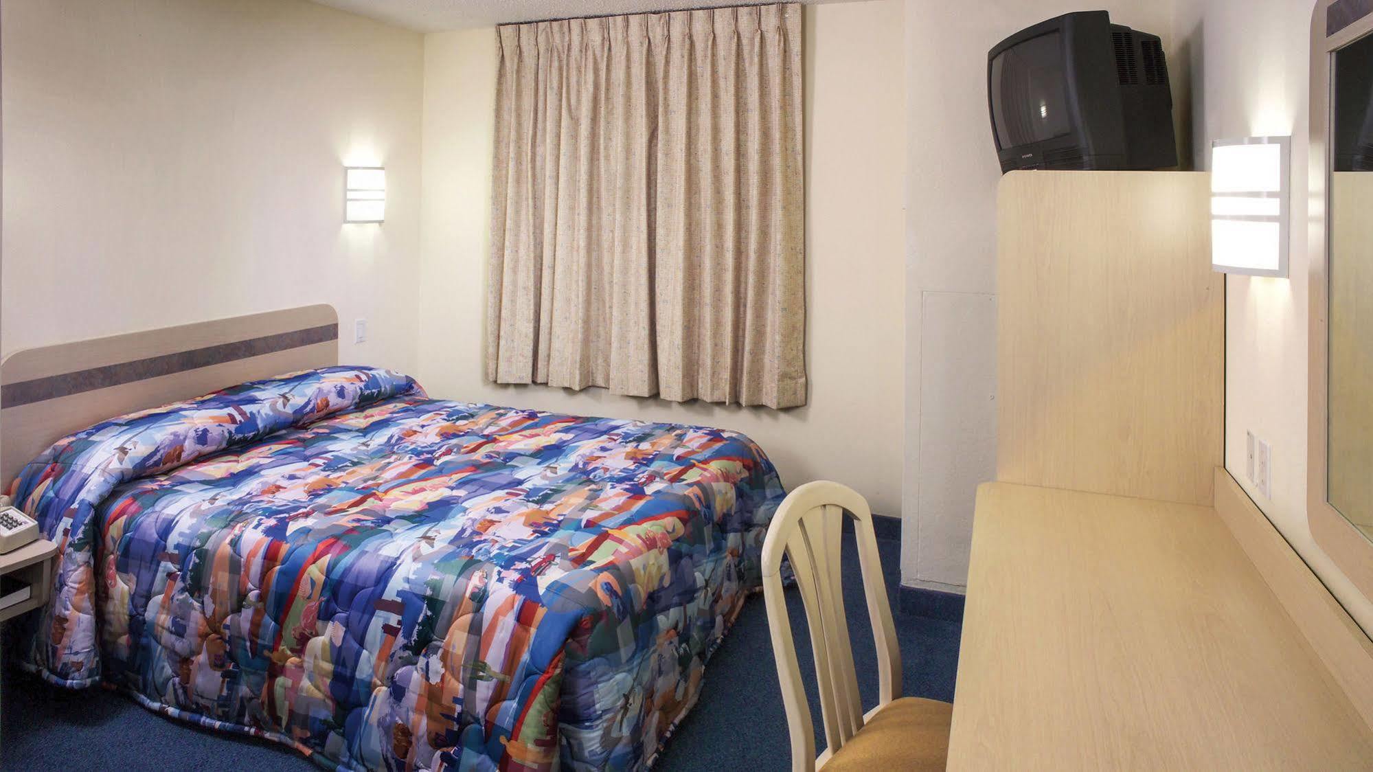 Hotel Oriskany Dış mekan fotoğraf